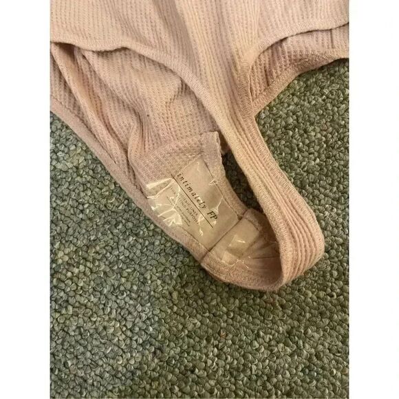 NWT Free People On A Cloud bodysuit in size medium - Picture 7 of 8